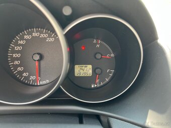 Mazda 3 1,4 - 10