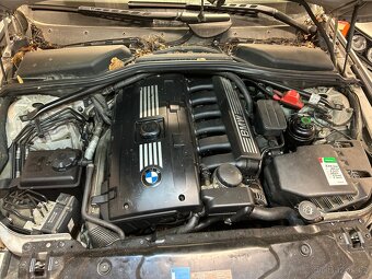 Bmw e60 n53b30a 525ix na dily - 10