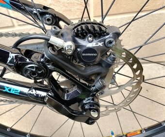 Enduro Cannondale Trigger 27,5" kola - ALU rám vel. M - 10