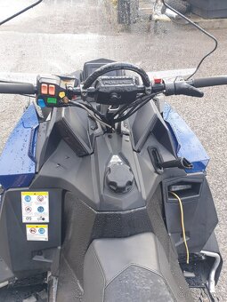 Polaris Titan 800 adventure 2T - 10