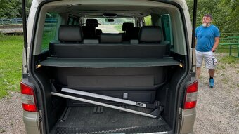 Volkswagen multivan T5 2,5 - 10