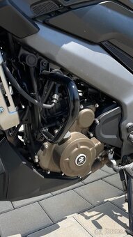 Bajaj Dominar 400 - 10