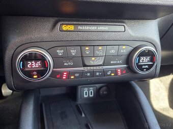 Ford Focus 1,5 EcoBlue 88kW Titanium ČR 1.maj 6M/T Titanium - 10