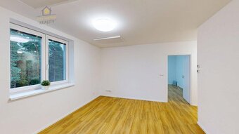 Prodej bytu 3+kk, parkovací stání - 10