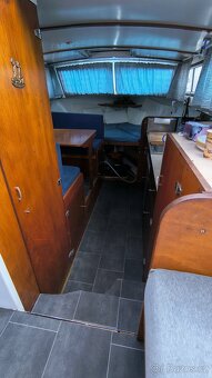 Ocelová kajutová loď 9m - 10