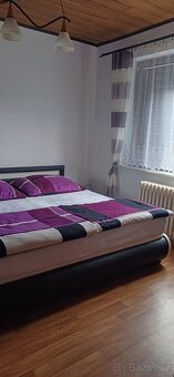 RD dům 2 bytové jednotky + velká půda Rovensko pod Troskami - 10