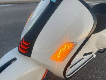 Vespa GTS 300 - 10