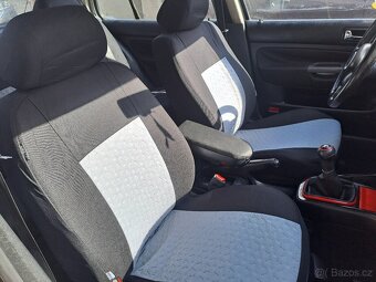 Volkswagen Golf IV 1.6 - 10