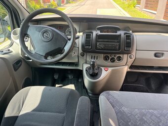 Opel Vivaro 2.5 CDTi 99kw - 10