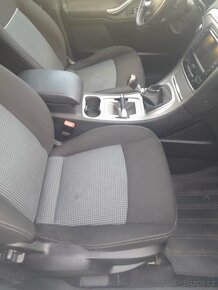 Ford Galaxy 1,6 TDCI Panorama 7 Míst nová STK xeno - 10