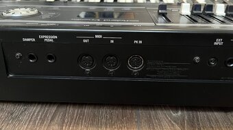 Predám Roland VR-730 + hard case - 10