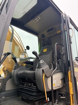 Pásové rýpadlo/bager Caterpillar 329D 30t - 10