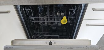 Kompletní kuchyně XPRESS VANILLA vč. spotřebičů - 10