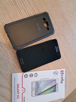 Samsung Galaxy A3 (2017) - 10