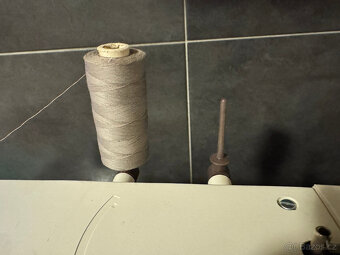 Šicí stroj Victoria Detmold kovový - 10