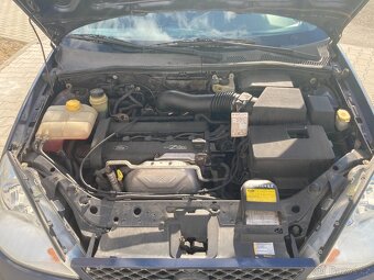 Ford Focus 2004 - 10