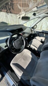 Citroën C4 Grand Picasso 2.0 HDI r.v. 2009, manuál - 10