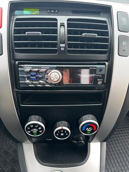Hyundai Tucson 2,0i 104KW PALUBNÍ POČÍTAČ - 10