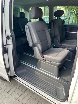 VW T5 Multivan 2.0 TDI DSG 4Motion - 10
