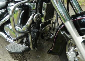 Suzuki VL 1500 LC Intruder - 10