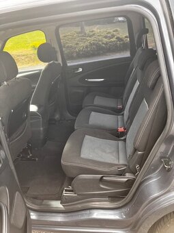 Prodám Ford Galaxy 2.0 TDCi 103 kW, 7 míst - 10