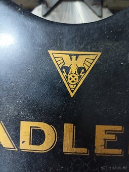 Prodám starý psací stroj ADLER+ kuchynskou váhu - 10