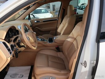 Porsche Cayenne 3.0Turbodiesel,180kW,Tiptronic - 10