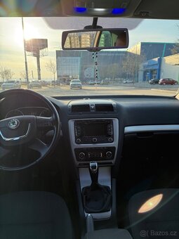 Octavie 2 facelift 2.0 tdi 2012 - 10