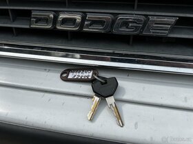 Dodge Grand Caravan rok 1989 - 10