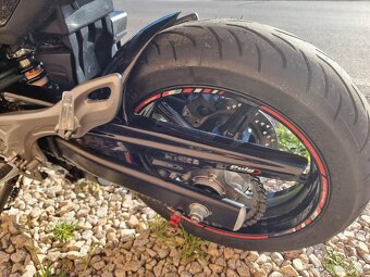 Suzuki SFV 650 Gladius - 10