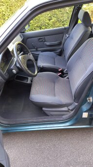 Peugeot 106. 1.0i 33kW - 10