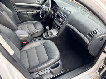 ŠKODA OCTAVIA 2 COMBI 1.4 TSI 90kW ELEGANCE - 10