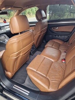 Audi S8 - 10
