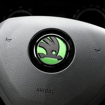 ŠKODA LOGO do volantu 43mm CHROM / 46mm FAREBNE. - 10