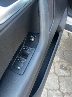 Audi A3 SPORTBACK 1,6 tdi 66 kw - 10