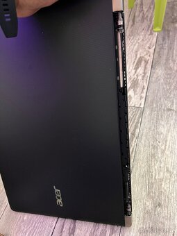 Acer Aspire V Nitro. Intel® Core™ i7 i7-4710HQ - 10