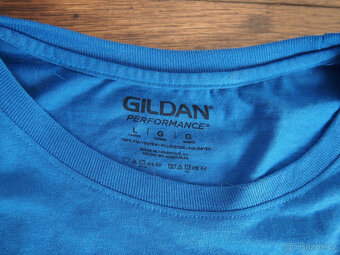 Značková pánská trička a košile - 10