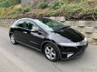 Honda Civic 1.4 i 8g - 10