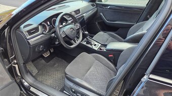 ŠKODA SUPERB COMBI SPORTLINE - 10