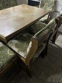 rohovou kuchyňskou lavici + stůl  + 3 židle - 10