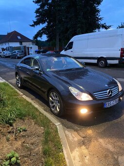 Mercedes CLS 350i ,200 kW/272 PS, serviska kompl , TOP STAV - 10