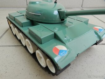 TANK T 54 - ITES r. 1968 ČSSR - 10