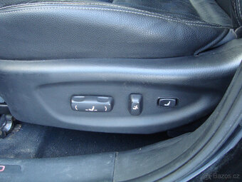 KIA Sorento 2.2 CRDI automat, pouze 110.700km - 10