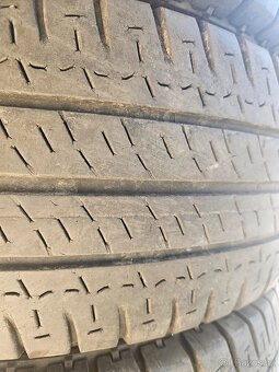215/65R16C 109/107T Agilis MICHELIN - 10