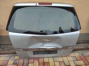 Prodám Opel Zafira B zadní dveře - 10