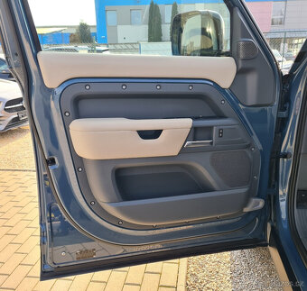 LAND ROVER DEFENDER 110 2.0D 240K S AWD - 10