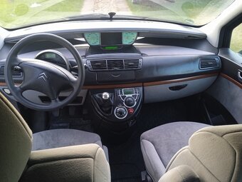 Citroen C8 2.0 16V - 10