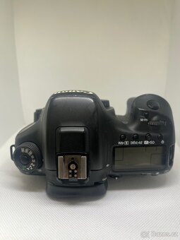 Set Canon EOS 7D Mark II + Canon EF 17-40mm F/4 L - 10