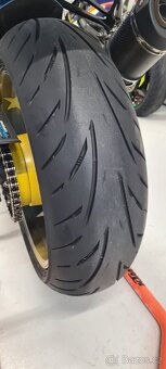 Suzuki GSXR-1000 Rizla K9 - 10