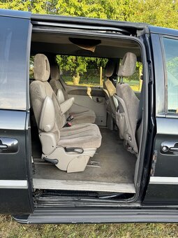 Chrysler Grand Voyager 2.5 CRD - 10